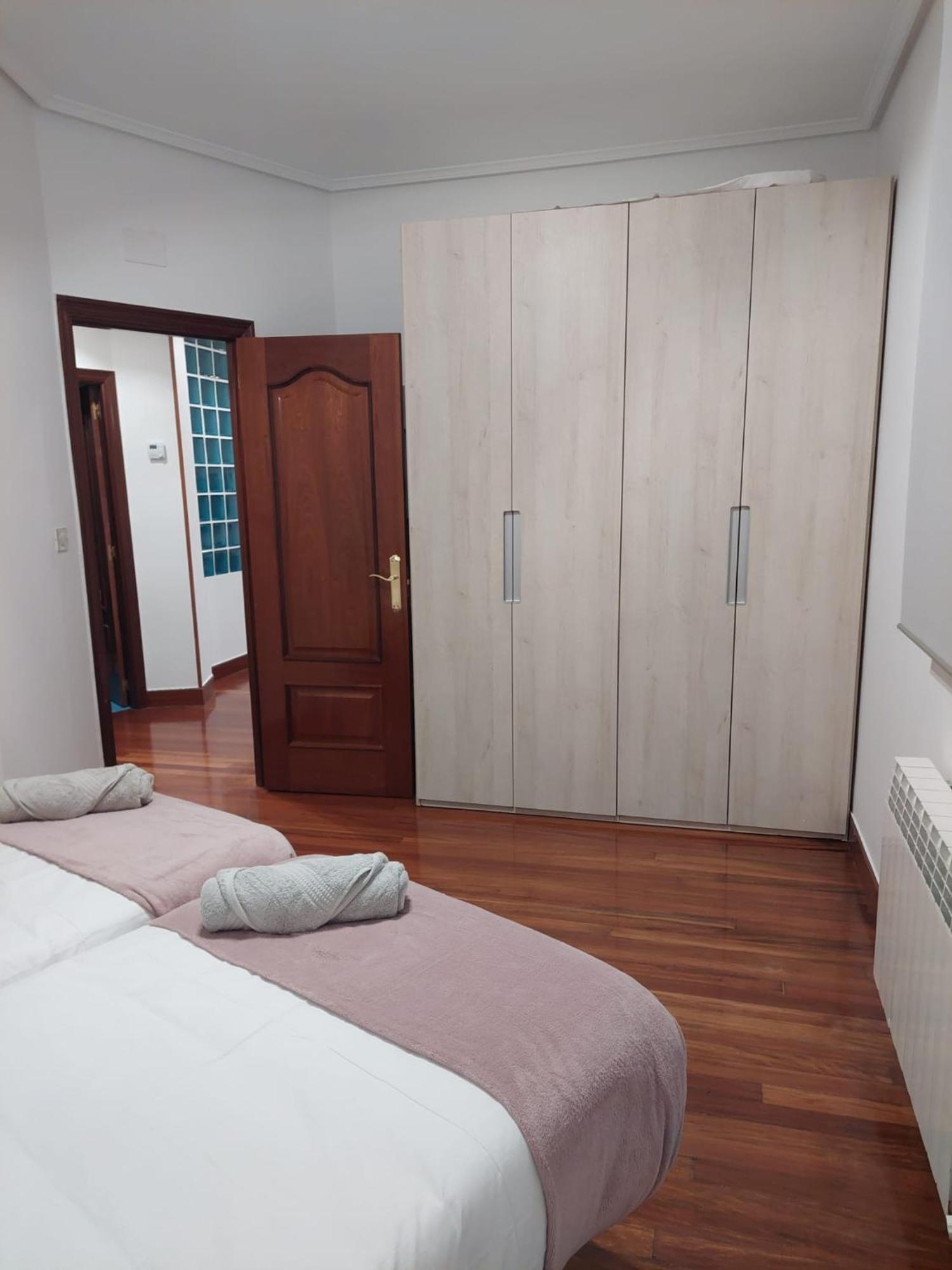 Apartamento Nuevo, Junto Al Ayuntamiento Y Casco Viejo Bilbao