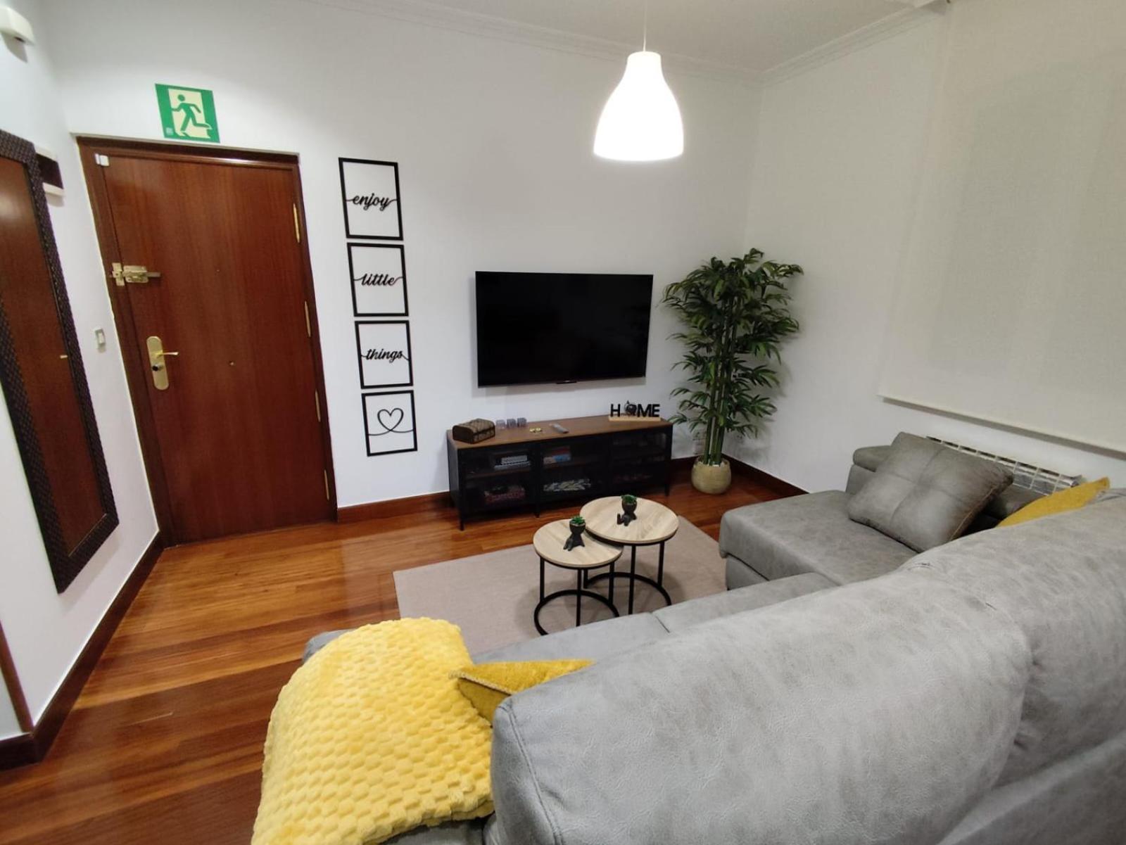Nuevo, Junto Al Ayuntamiento Y Casco Viejo Apartamento Bilbao